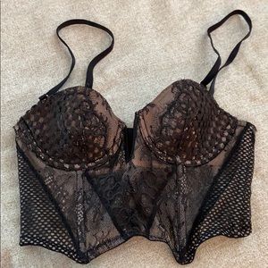 Black lace Victoria’s Secret bustier size 32b